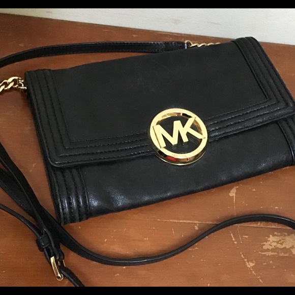 Michael Kors Handbags - Michael Kors Sm. Crossbody